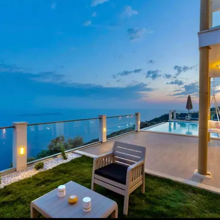 Lägenhet Grand Sea Luxury